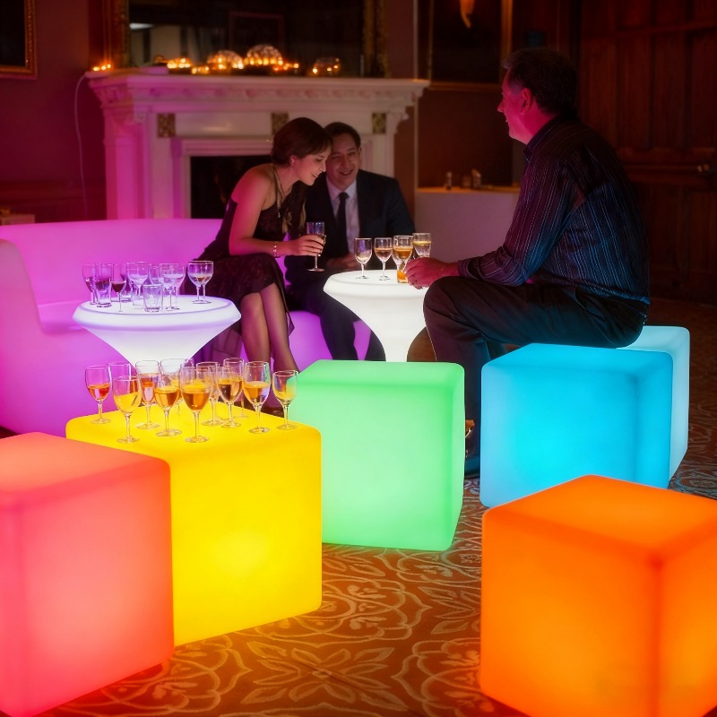 PE Plastic Illuminated LED Cub - Outdoor Furniture For Pool ulasan dan harga
